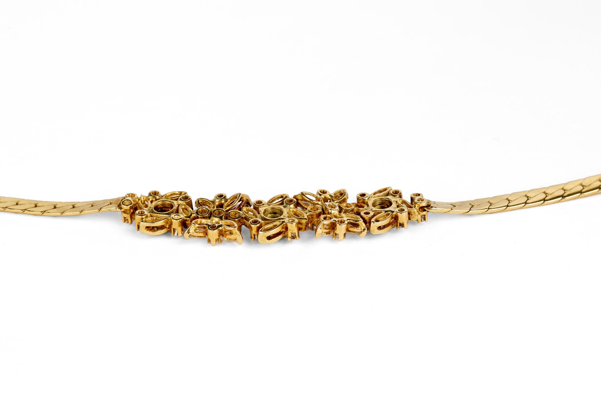 18k Yellow Gold Bracelet with Diamonds and Emeralds 7 Inch